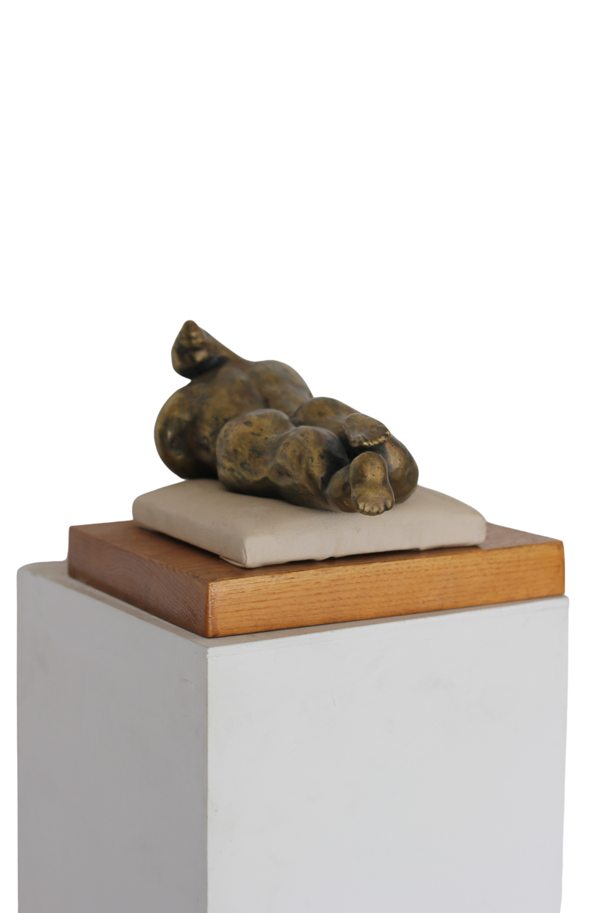 Sculpture by Feride Managadze