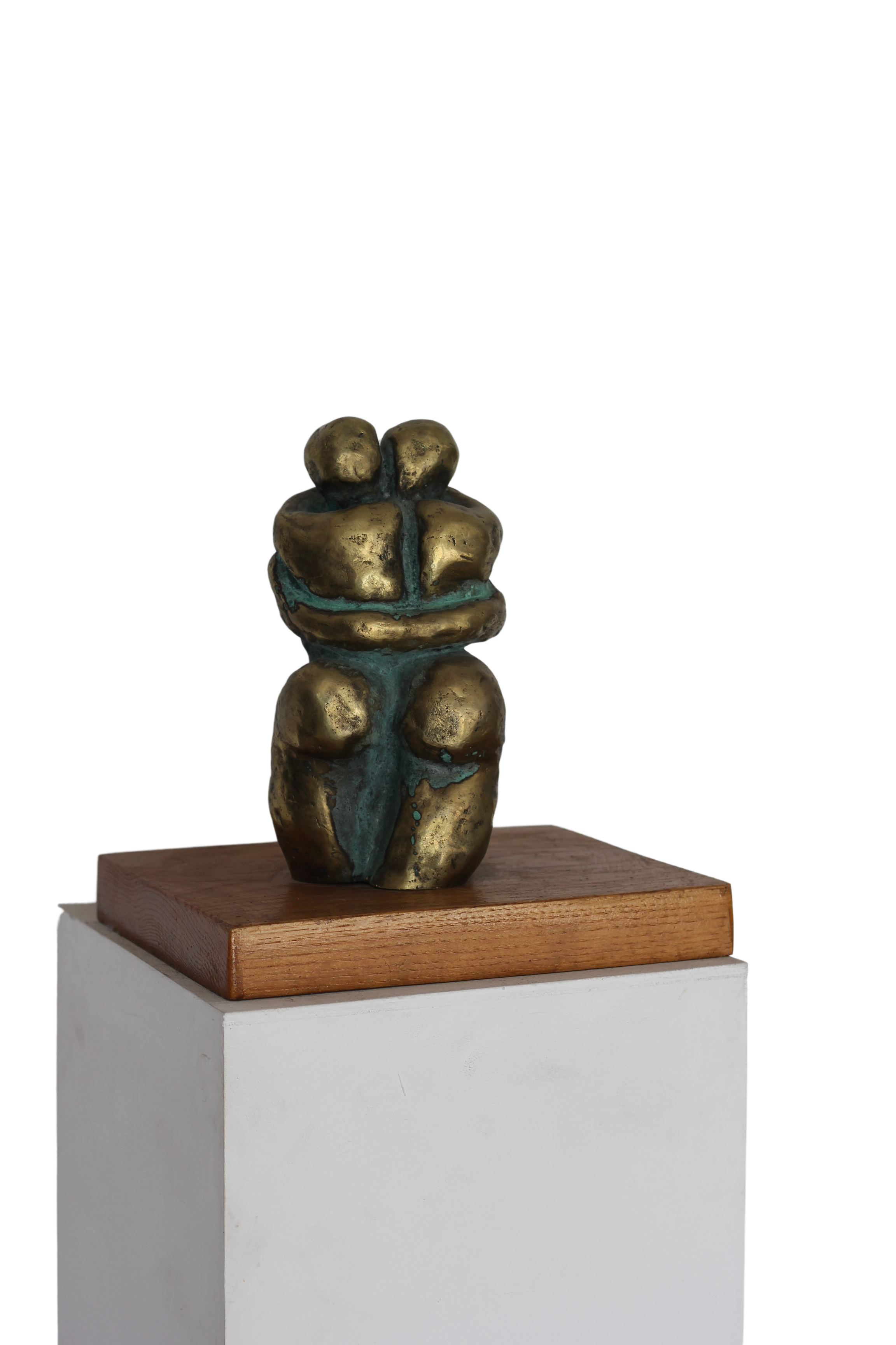 Sculpture by Feride Managadze